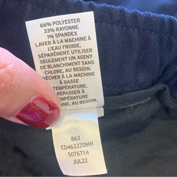 Open Edit Cropped Joggers Navy Size XL - Picture 9 of 11